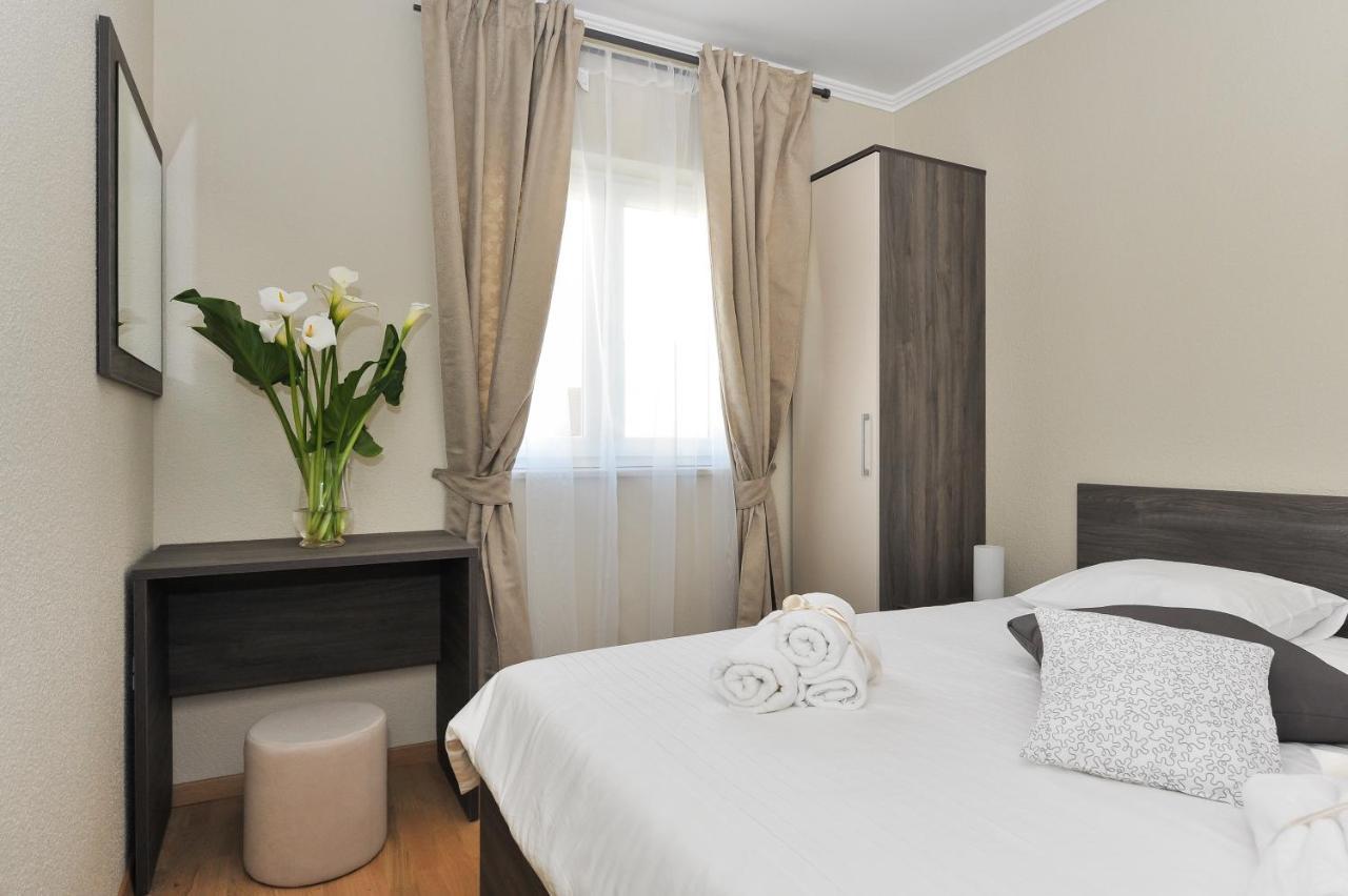 Apartmani Peric 1 Meka Draga Obrovac Exterior photo