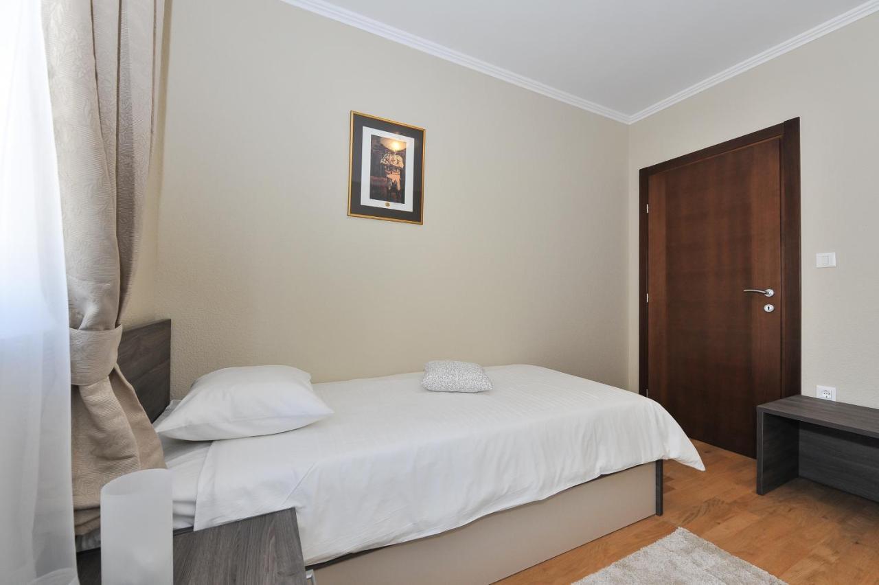 Apartmani Peric 1 Meka Draga Obrovac Exterior photo
